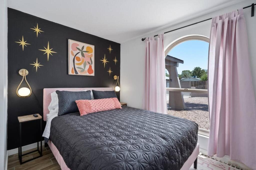 Villa Fab Phx Getaway W/ Pool & Fire Pit Phoenix Exterior foto